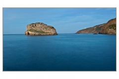 isla en S. juan de Gaztelutxe