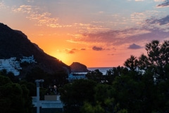 090920EAM01816-211521